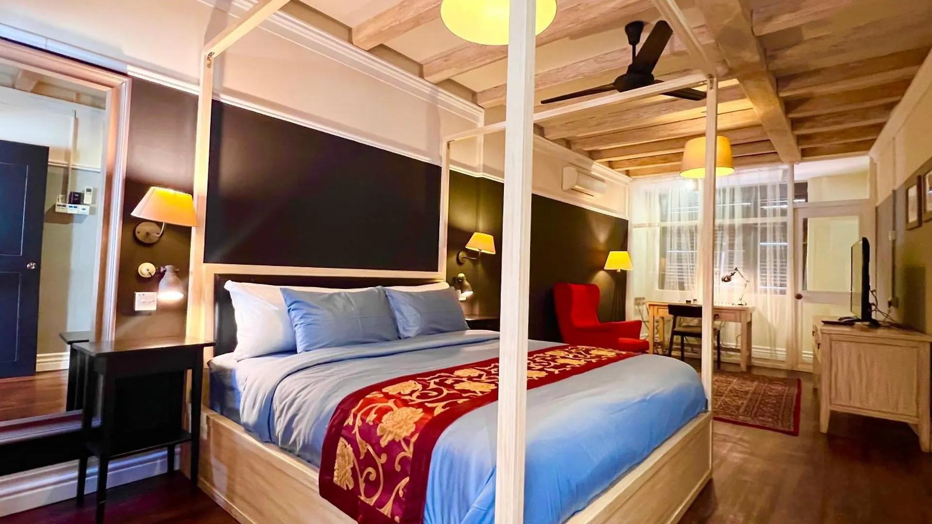 Contatos de Heritage Hideaway Retreat